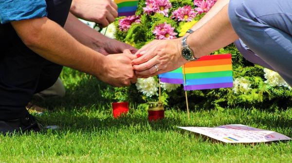 laura prima persoana transgender romanca ucisa din ura