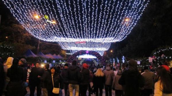 ramnicu valcea targ de craciun i patinoar concerte pentru a anima sarbatorile de iarna