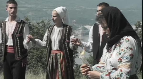 hai la hora romaneasca eveniment pentru studen i