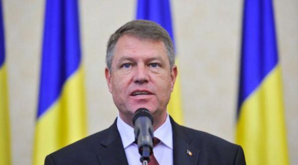 klaus iohannis la o dezbatere privind orasele la 100 de ani de la marea unire