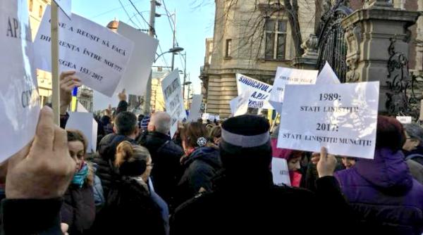 protestul angajatilor apia s a incheiat dupa aproape 4 ore