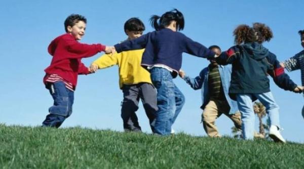 centru de copii acreditare euro