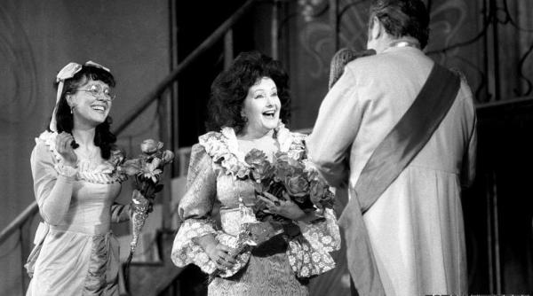 foto stela popescu in sicriu imagini inedite