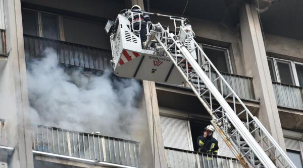 incendiu pe bulevardul magheru intr un apartament