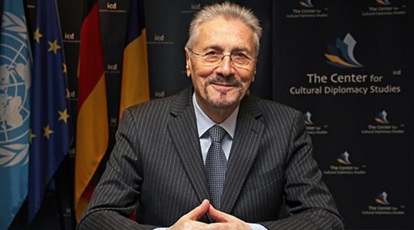 regele mihai emil constantinescu mesaj