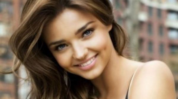 miranda kerr sarcina vs