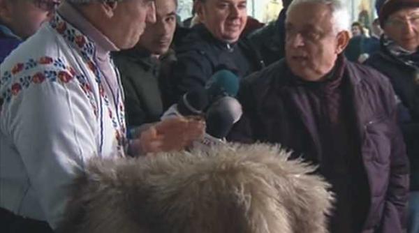 daea a donat plapumi din lana