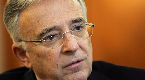 isarescu nu exclude un atac cibernetic asupra bnr