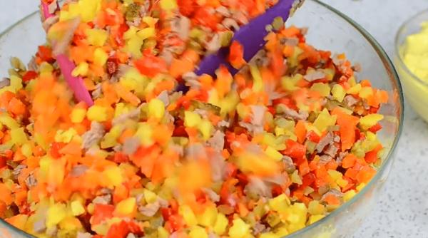 salata de boeuf reteta