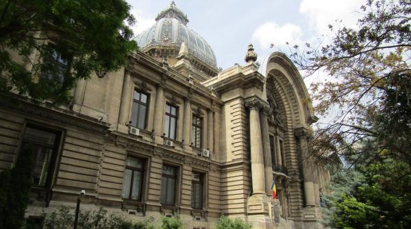 angajata cec furt banca