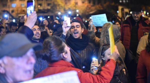 legile justi iei protest parlament zeci de persoane protesteaza ce se pregate te