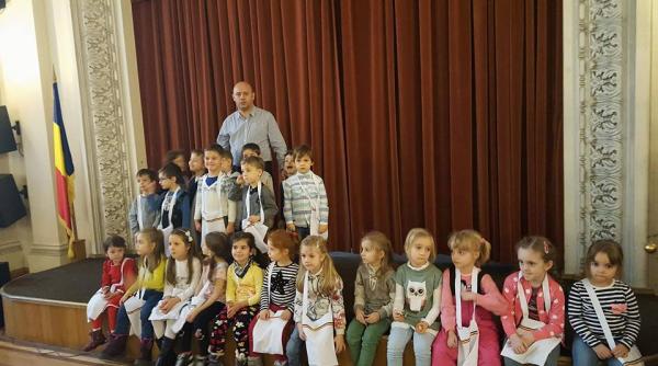 colindatori la ministerul consultarii publice i a dialogului social