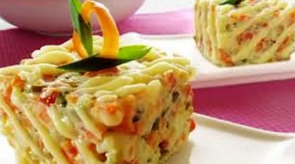 salata de boeuf tort cu baza crocanta de grisine re eta delicioasa