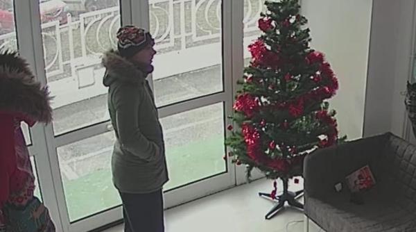 a furat dona iile il recunoaste i foto video