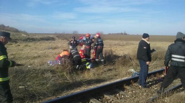 navodari s a aruncat in fa a trenului a murit pe loc foto