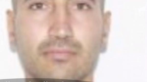 tanar disparut dupa ce i a ars casa