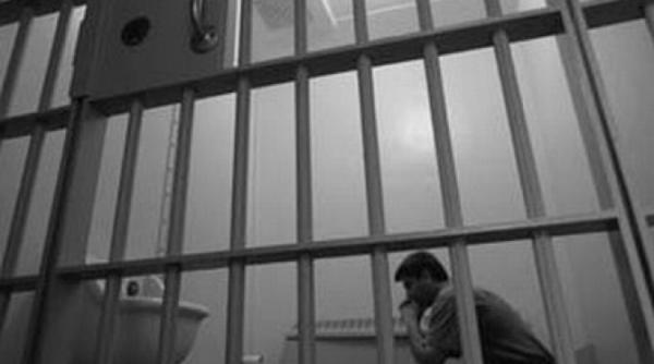 tripla crima stoene ti autorul sinucidere in penitenciar