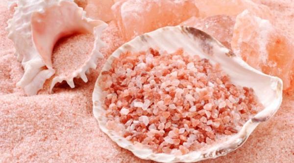 sare himalaya motivele pentru care ar trebui sa consumi sare de himalaya