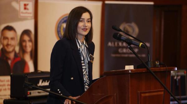 cel mai bun student roman pleaca din romania