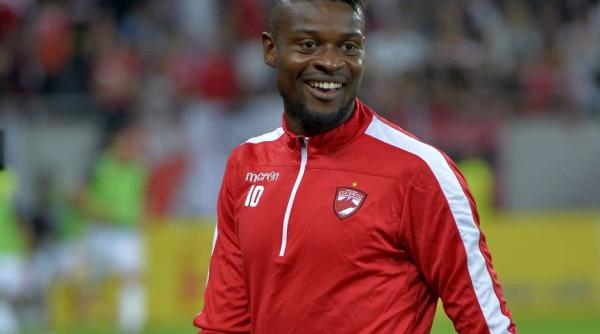 trei jucatori de la dinamo pu i pe fara