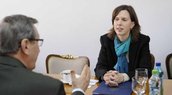 abigail rupp adjunct ambasador sua romanii tot mai putin toleranti cu coruptia