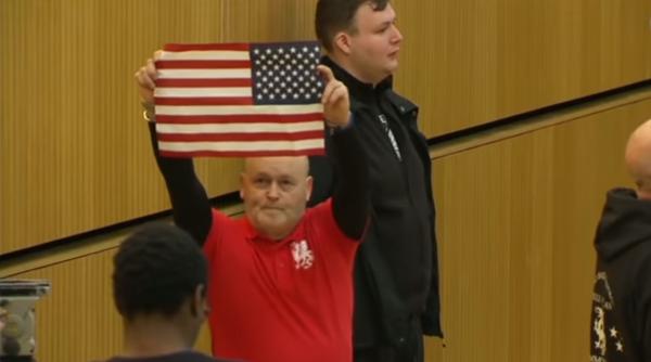 suporterii lui trump protest la londra