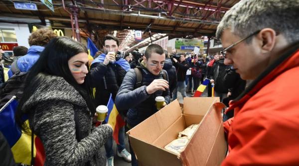 studen ii in strada corup ia ucide ii cheama sa vina cu trenul la revolu ie