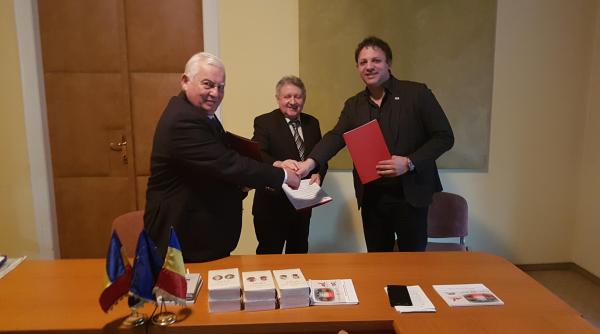 biblioteca lucian blaga in ofensiva