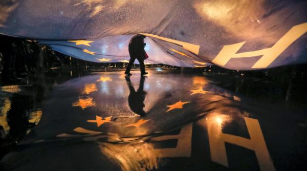 manipulare despre protestatari carstoiu nici nu vreau sa tiu ca i bani am dat