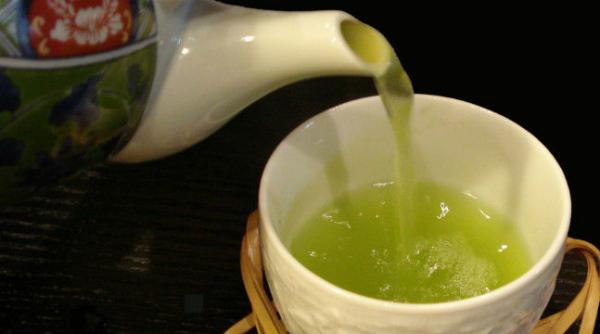 ceai cura de detoxifiere