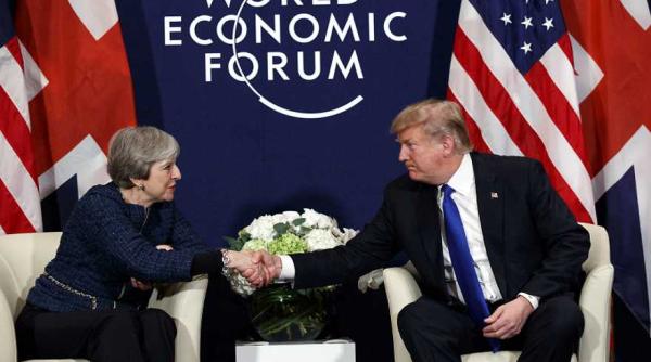 donald trump si theresa may au discutat la davos despre relatia excelenta americano britanica  in perspectiva brexitului