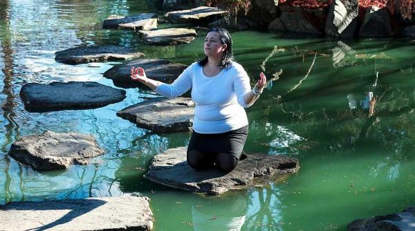 de ce stresul ingrasa de ce mancam in exces