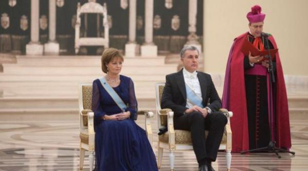 tezaur moscova familia regala