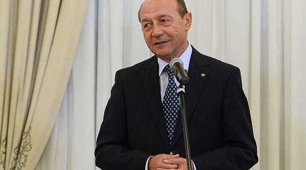 traian basescu despre valentin popa un analfabet la educatie