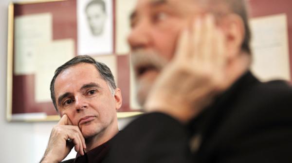 ce vrea sa faca actorul cristian ofron la teatrul odeon video