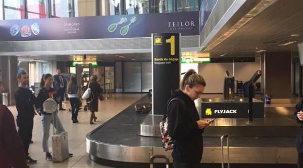 halep fotografie in aeroport imagine virala foto