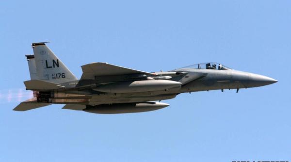 avion spion sua interceptat de rusia desupra marii negre tensiuni