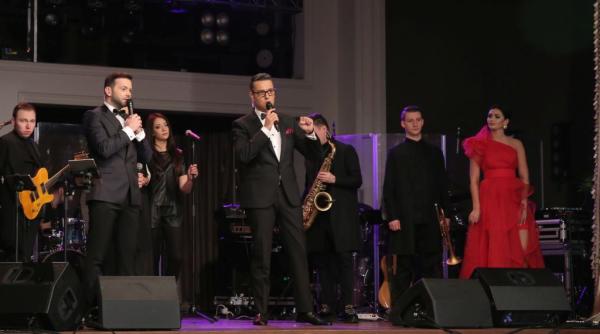 premiile showbiz ului romanesc lidia buble i razvan simion nominalizare pentru cuplul anului