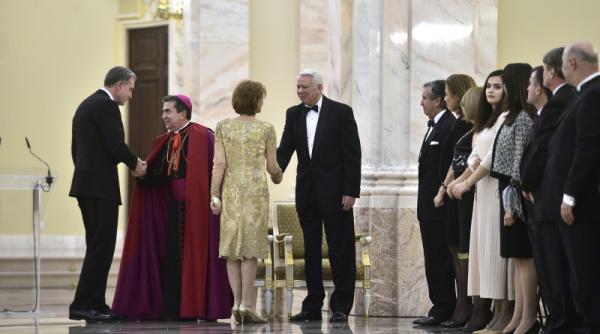 sondaj avangarde despre monarhie procentele momentului