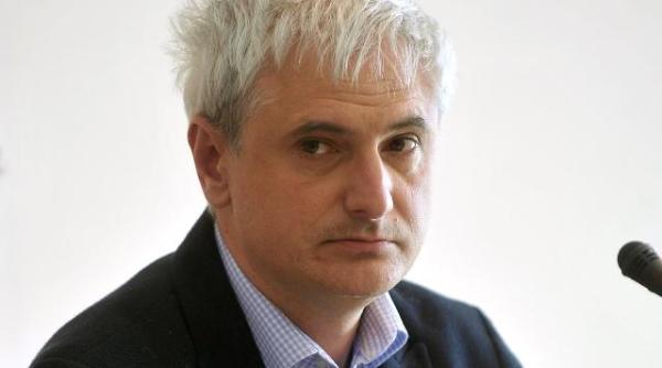 adrian majuru factor de presiune exterior exemplu de a a da s a reu it