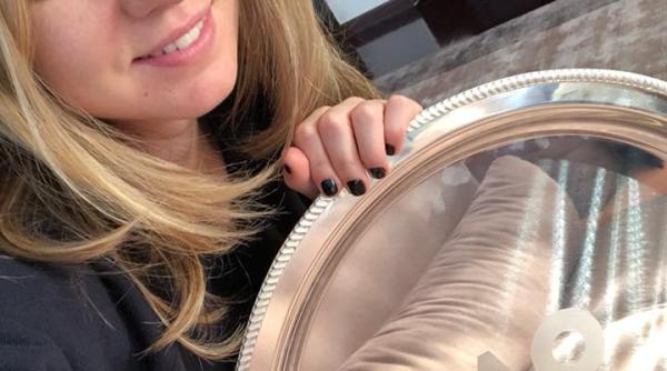 simona halep sufera la capitolul comunicare mesaje cu por ia pentru milioane de fani