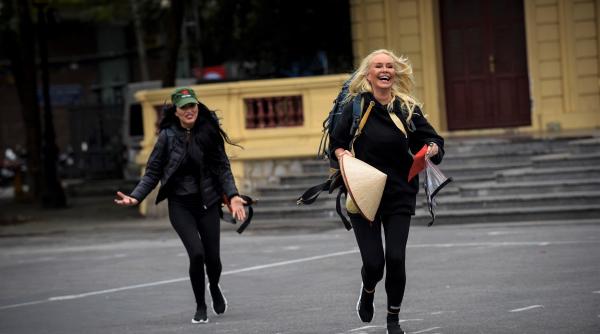 asia express vica blochina saracie mizerie i via a grea