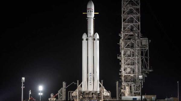 racheta spacex falcon heavy lansata cu succes video