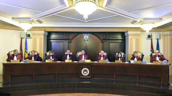 organizare csm ccr decizie cu unanimitate de voturi