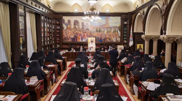 patriarhia precizari privind interzicerea filmarilor in biserici