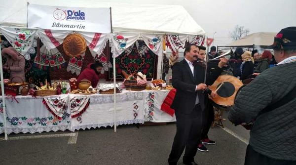 festivalul concurs d ale porcului carnati caltabosi toros si jumari