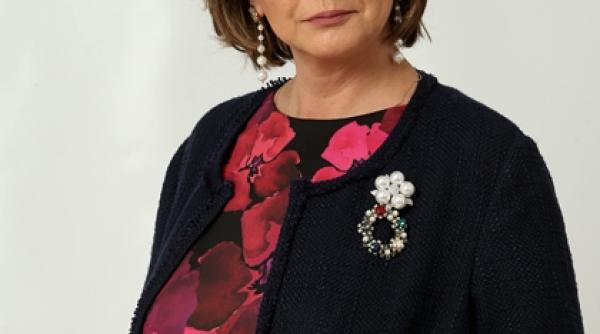 fructul oprit carmen tanase inva a de la personajul roxana baicu popovici