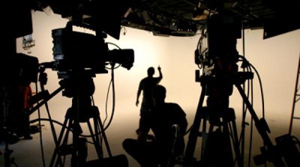 huliganii lui paok au invadat sediul unei televiziuni