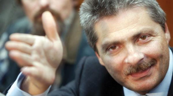 sorin ovidiu vantu atac total la elan schwartzenberg am incercat s a dovedit a fi un escroc