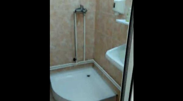 ancheta la spitalul de copii cu viermi in baie video